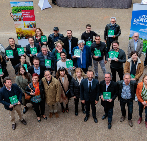 Photo de groupe œnotourisme ©3M
